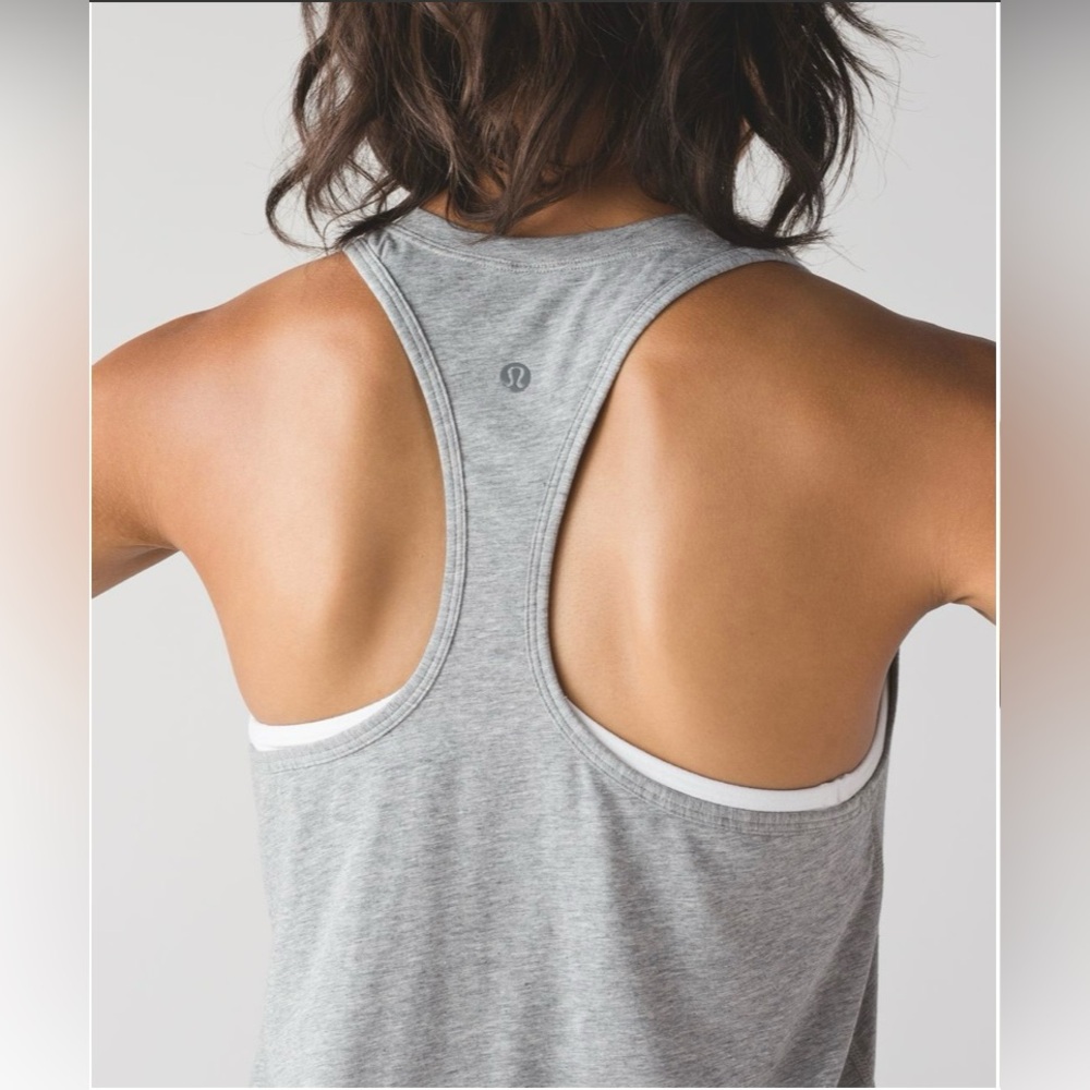 Lululemon Yogi Racer Back III Size 6